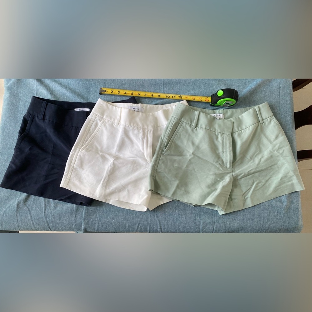 COPY - Reiss shorts, Sz 6, LOT OF 3, white, navy, mint, EUC 💕